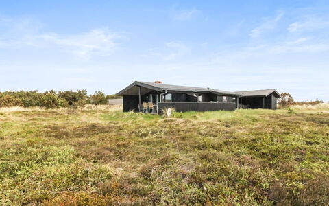 Svenne - 500M from the Sea: Bygning, Hus, Træ, Hjem, Tag, Sommerhus, Boligområde, Busk, Arkitektur