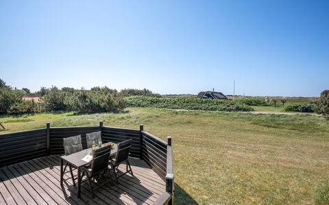 Franciska - 800M from the Sea: Tag, Land Lot, Sommerhus, Hjem, Landdistrikt, Skur, Sidespor, Garden Bygninger, Bjælkehytte, Hytte