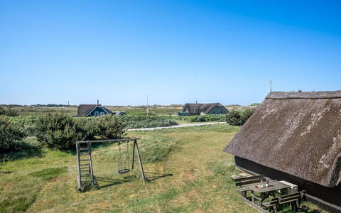 Franciska - 800M from the Sea: Tag, Land Lot, Sommerhus, Hjem, Landdistrikt, Skur, Sidespor, Garden Bygninger, Bjælkehytte, Hytte