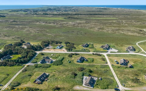 Franciska - 800M from the Sea: Tag, Land Lot, Sommerhus, Hjem, Landdistrikt, Skur, Sidespor, Garden Bygninger, Bjælkehytte, Hytte