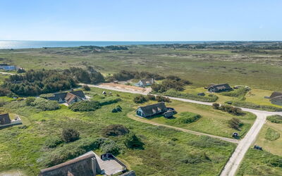 Franciska - 800M from the Sea