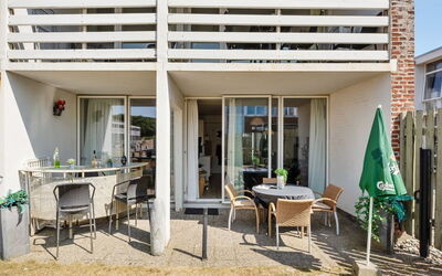 Marketta - 250M from the Sea