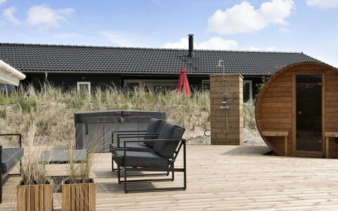 Rolfkarl - 500M from the Sea: Sommerhus, Skur, Hytte, Stuehus, Prærie, Hytte, Lade, Bjælkehytte, Garden Bygninger