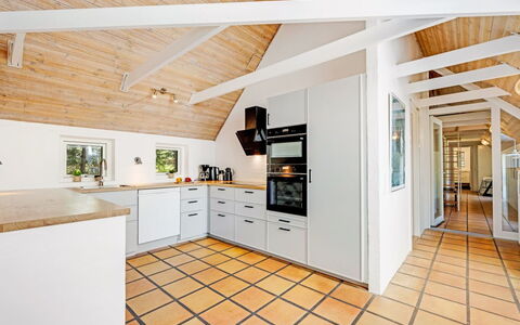 Laetitita - from the Sea: Gulvbelægning, Træ, Loft, Indretning, Etage, Trægulve, Køkken, Hårdttræ, Countertop, Bejdse