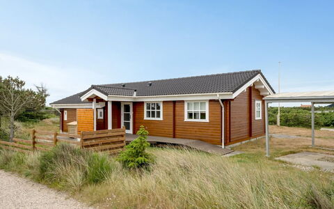 Herfrid - 600M from the Sea: Græs, Hus, Tag, Hjem, Sommerhus, Busk, Land Lot, Landdistrikt, Stuehus, Bunddække