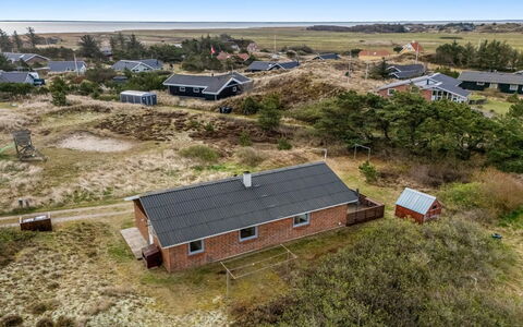 Hawarth - 300M to the Fjord: Busk, Urban Design, Bunddække, Mursten, Lejlighed, Estate, Murværk, Altan, Landscaping