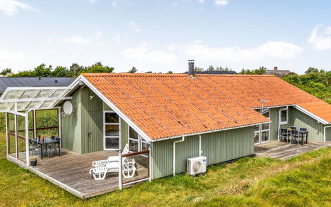 Gedda - 700M from the Sea: Estate, Farm