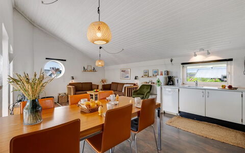 Jænis - from the Sea: Loft, Indretning, Møbel, Hjem, Etage, Køkken & Spisebord, Lysarmatur, Couch, Stue
