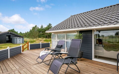 Cyrill - 250M to the Fjord: Tag, Land Lot, Sommerhus, Hjem, Landdistrikt, Skur, Sidespor, Garden Bygninger, Bjælkehytte, Hytte