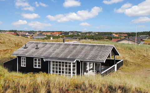 Katha - from the Sea: Busk, Urban Design, Bunddække, Mursten, Lejlighed, Estate, Murværk, Altan, Landscaping