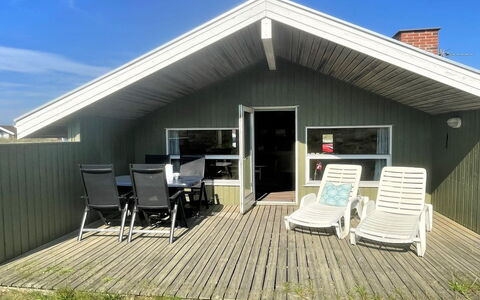Juha - from the Sea: Træ, Tag, Hjem, Hus, Arkitektur, Sidespor, Land Lot, Sommerhus, Skur, Garden Bygninger