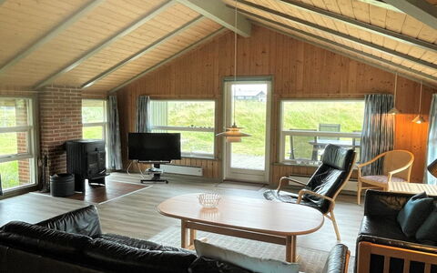 Juha - from the Sea: Træ, Tag, Hjem, Hus, Arkitektur, Sidespor, Land Lot, Sommerhus, Skur, Garden Bygninger