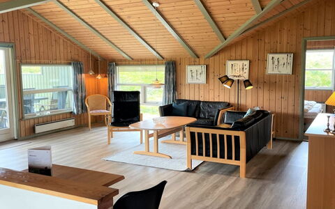 Juha - from the Sea: Træ, Tag, Hjem, Hus, Arkitektur, Sidespor, Land Lot, Sommerhus, Skur, Garden Bygninger
