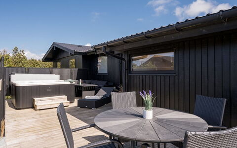 Brunkil - 500M from the Sea: Hus, Tag, Hjem, Sommerhus, Skur, Garden Bygninger, Sidespor, Gård, Bjælkehytte, Hytte