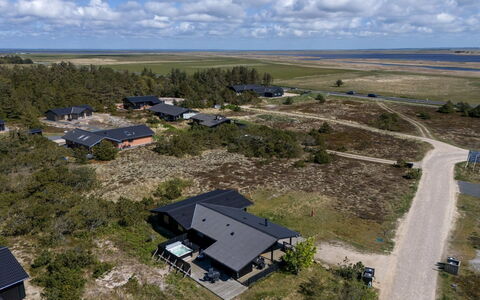 Brunkil - 500M from the Sea: Hus, Tag, Hjem, Sommerhus, Skur, Garden Bygninger, Sidespor, Gård, Bjælkehytte, Hytte