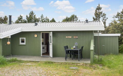 Tjordis - 600M to the Fjord: Græs, Hus, Tag, Hjem, Sommerhus, Busk, Land Lot, Landdistrikt, Stuehus, Bunddække