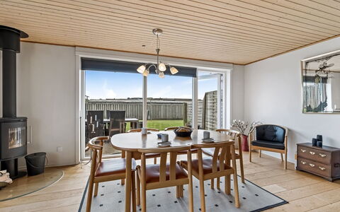Agne - 400M from the Sea: Tag, Land Lot, Sommerhus, Hjem, Landdistrikt, Skur, Sidespor, Garden Bygninger, Bjælkehytte, Hytte