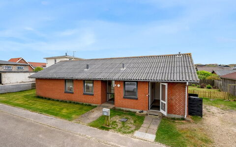 Agne - 400M from the Sea: Tag, Land Lot, Sommerhus, Hjem, Landdistrikt, Skur, Sidespor, Garden Bygninger, Bjælkehytte, Hytte