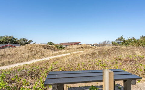 Eljene - 750M from the Sea: Hus, Tag, Hjem, Sommerhus, Skur, Garden Bygninger, Sidespor, Gård, Bjælkehytte, Hytte