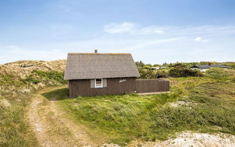 Dina - 200M to the Fjord: Tag, Land Lot, Sommerhus, Hjem, Landdistrikt, Skur, Sidespor, Garden Bygninger, Bjælkehytte, Hytte