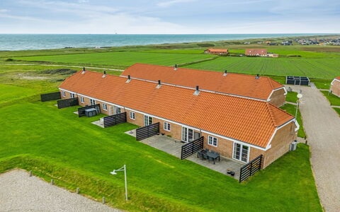 Smeralda - 200M from the Sea: Hus, Tag, Hjem, Sommerhus, Skur, Garden Bygninger, Sidespor, Gård, Bjælkehytte, Hytte