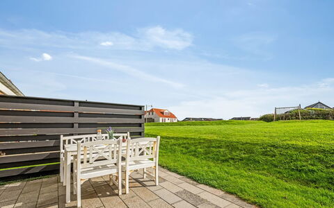 Smeralda - 200M from the Sea: Hus, Tag, Hjem, Sommerhus, Skur, Garden Bygninger, Sidespor, Gård, Bjælkehytte, Hytte