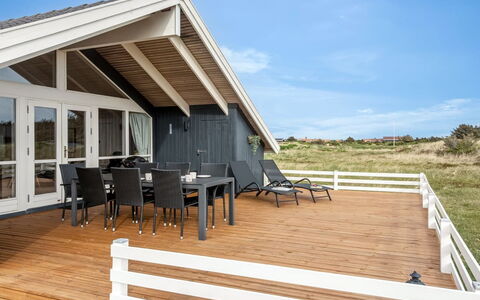 Filip - 100M from the Sea: Sommerhus, Skur, Hytte, Stuehus, Prærie, Hytte, Lade, Bjælkehytte, Garden Bygninger