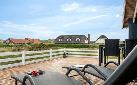 Filip - 100M from the Sea: Sommerhus, Skur, Hytte, Stuehus, Prærie, Hytte, Lade, Bjælkehytte, Garden Bygninger