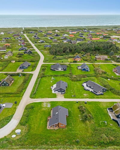 Erland - 500M from the Sea
