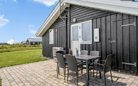 Eemil - 700M from the Sea: 