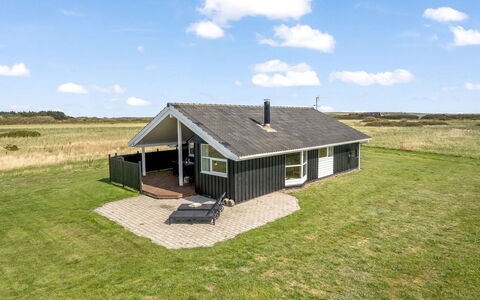 Eemil - 700M from the Sea: Tag, Land Lot, Sommerhus, Hjem, Landdistrikt, Skur, Sidespor, Garden Bygninger, Bjælkehytte, Hytte