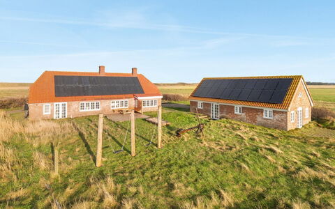 Answald - 250M from the Sea: Sommerhus, Skur, Hytte, Stuehus, Prærie, Hytte, Lade, Bjælkehytte, Garden Bygninger