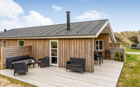 Gyrial - 950M from the Sea: Hus, Tag, Hjem, Sommerhus, Skur, Garden Bygninger, Sidespor, Gård, Bjælkehytte, Hytte