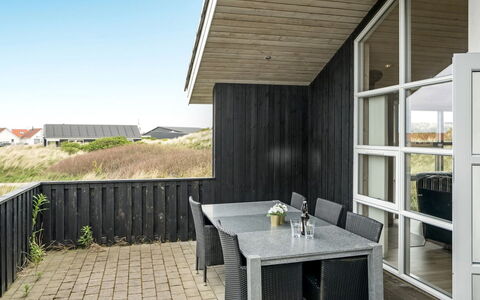 Frido - 400M from the Sea: Hus, Hjem, Tag, Sommerhus, Land Lot, Estate, Stuehus, Landsby, Farm