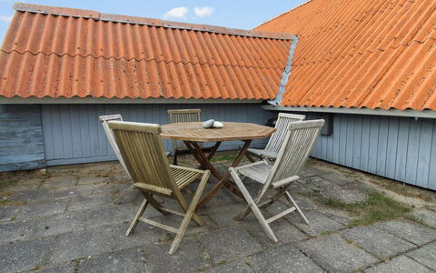 Algonda - 500M from the Sea: Tag, Hus, Hjem, Sommerhus, Sidespor, Estate, Indkørsel, Garden Bygninger, Gård, Skur