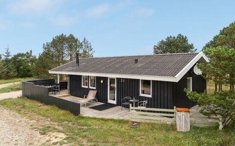 Mads - 950M from the Sea: Sommerhus, Skur, Hytte, Stuehus, Prærie, Hytte, Lade, Bjælkehytte, Garden Bygninger