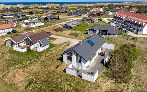 Hornbogi - 300M from the Sea: Græs, Græs-, Landskab, Økoregion, Almindeligt, Plantesamfund, Land Lot, Udendørs Møbler, Prærie, Shrubland