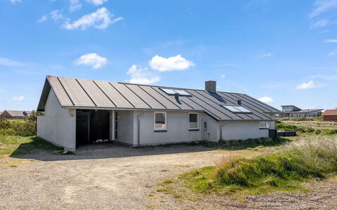 Hornbogi - 300M from the Sea: Græs, Græs-, Landskab, Økoregion, Almindeligt, Plantesamfund, Land Lot, Udendørs Møbler, Prærie, Shrubland