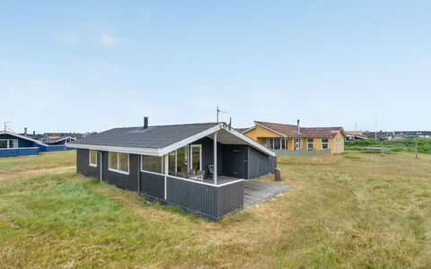 Svea - 400M from the Sea: Sommerhus, Skur, Hytte, Stuehus, Prærie, Hytte, Lade, Bjælkehytte, Garden Bygninger