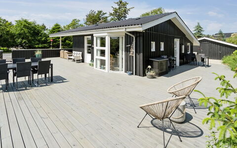 Marli - 700M from the Sea: Træ, Hav, Sky, Coastal Og Oceaniske Landskabsformer, Dæk, Ocean, Planke, Boardwalk, Kyst, Hårdttræ