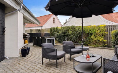 Frethi - 350M from the Sea