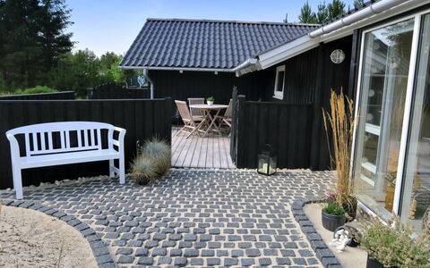 Elayne - 3Km from the Sea: Plantesamfund, Sollys, Urteagtig Plante, Have, Plantation, Landbrug, Farm
