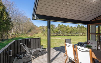 Jelin - 2.5Km from the Sea