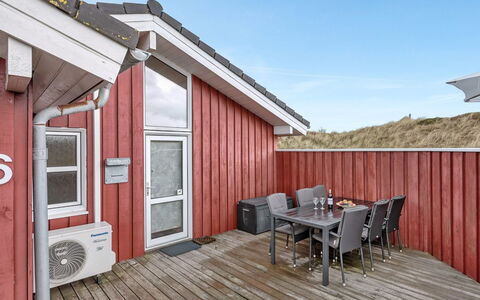 Ludviga - 400M from the Sea: Træ, Hjem, Hårdttræ, Planke, Dæk, Bejdse, Skygge, Trægulve, Altan, Dagslys