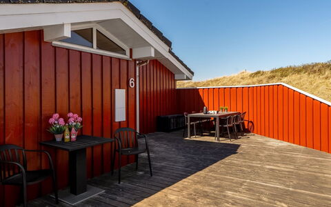 Ludviga - 400M from the Sea: Plantesamfund, Sollys, Urteagtig Plante, Have, Plantation, Landbrug, Farm