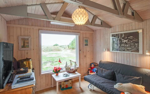 Diuri - 400M from the Sea: Træ, Hjem, Sommerhus, Hårdttræ, Bejdse, Bjælkehytte, Planke, Design, Stue, Skur
