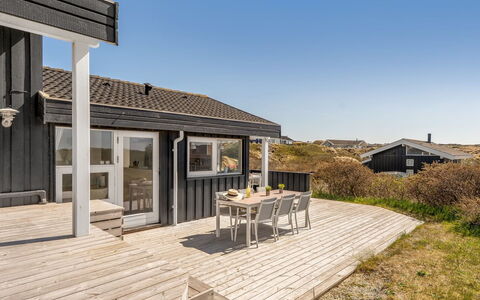 Annaliese - 175M from the Sea: Plantesamfund, Sollys, Urteagtig Plante, Have, Plantation, Landbrug, Farm