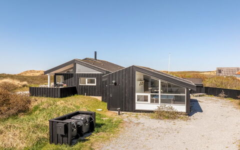 Annaliese - 175M from the Sea: Plantesamfund, Sollys, Urteagtig Plante, Have, Plantation, Landbrug, Farm