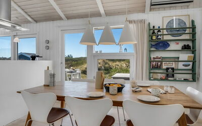 Annaliese - 175M from the Sea