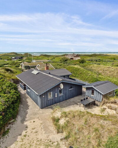 Aghe - 250M from the Sea